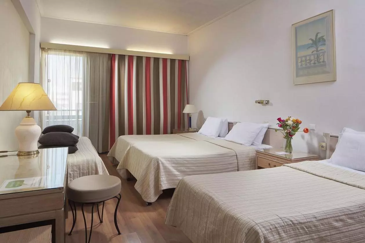 BESTWESTERN_SHABAVIZ (15).jpg
